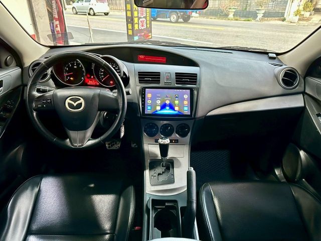 新入庫代步工具佳 2011年 Mazda 3 五門 安卓機 /前霧燈 /電動天窗 /倒車顯影/魚眼頭燈  第9張相片