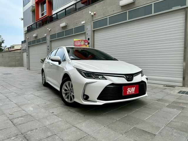 單純跑多  2020年 Altis 尊爵版  原廠保養 盲點 安卓機   ACC跟車  車道維持  車道偏離  第1張相片