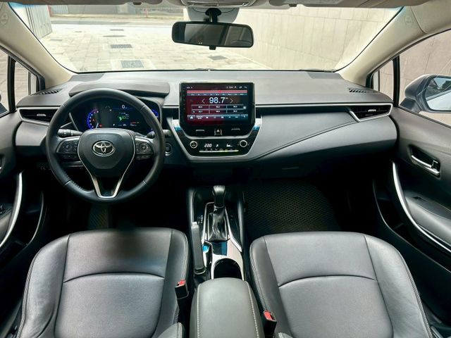 單純跑多  2020年 Altis 尊爵版  原廠保養 盲點 安卓機   ACC跟車  車道維持  車道偏離  第10張相片
