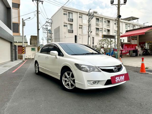 新入庫全車消光白 2011 Honda Civic K12 VTI-S  倒車雷達 電動天窗 換檔撥片  第1張相片