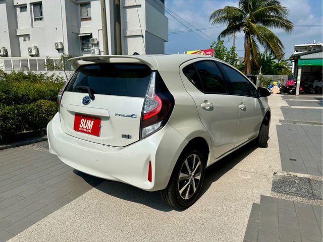 2021 Toyota Prius c 1.5 油電混合 免鑰匙/ISOFIX /摸門解鎖 /LED尾燈  第5張相片