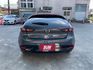新入庫 2021年 Mazda3 5D  極致灰  頂級  ACC跟車/車道偏離 /ikey摸門  第4張縮圖