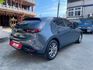 新入庫 2021年 Mazda3 5D  極致灰  頂級  ACC跟車/車道偏離 /ikey摸門  第6張縮圖