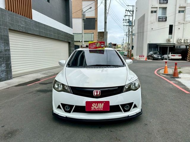 新入庫年輕人的最愛  2009年 K12 VTI-S 1 小改款黑內裝  升級：前無限後RR空力套件  大尾翼、排氣管  第2張相片