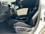 2020 Corolla Sport 旗艦白 糖果紅包膜  升級：變形蟲卡夢方向盤、 對四卡鉗、聲控氣氛燈  第7張縮圖