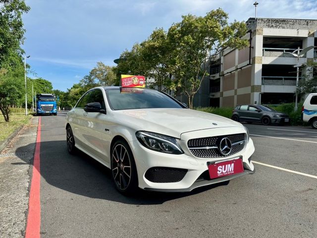 2016 C43 AMG 4Matic 升級:發光旋轉高音/渦輪出風口/副駕飾板/柏林音響蓋/後碳纖維壓尾/前下巴碳纖維  第1張相片