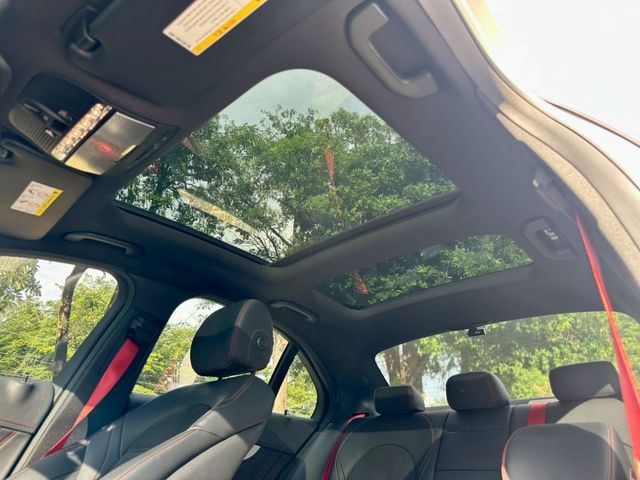 2016 C43 AMG 4Matic 升級:發光旋轉高音/渦輪出風口/副駕飾板/柏林音響蓋/後碳纖維壓尾/前下巴碳纖維  第16張相片