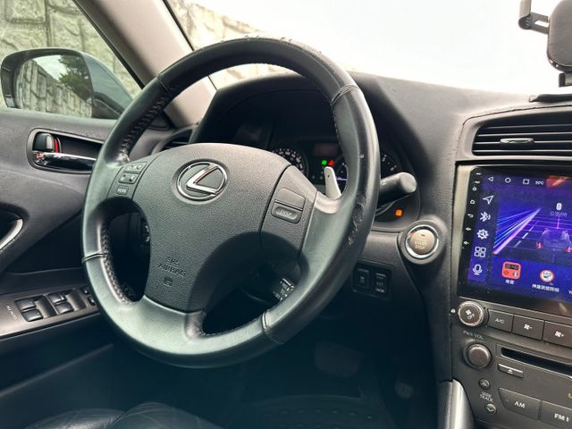 2006 Lexus is250 已升級 : 大螢幕安卓機/雙出排氣管/免鑰匙/ikey摸門/雙電動椅/電動天窗  第11張相片