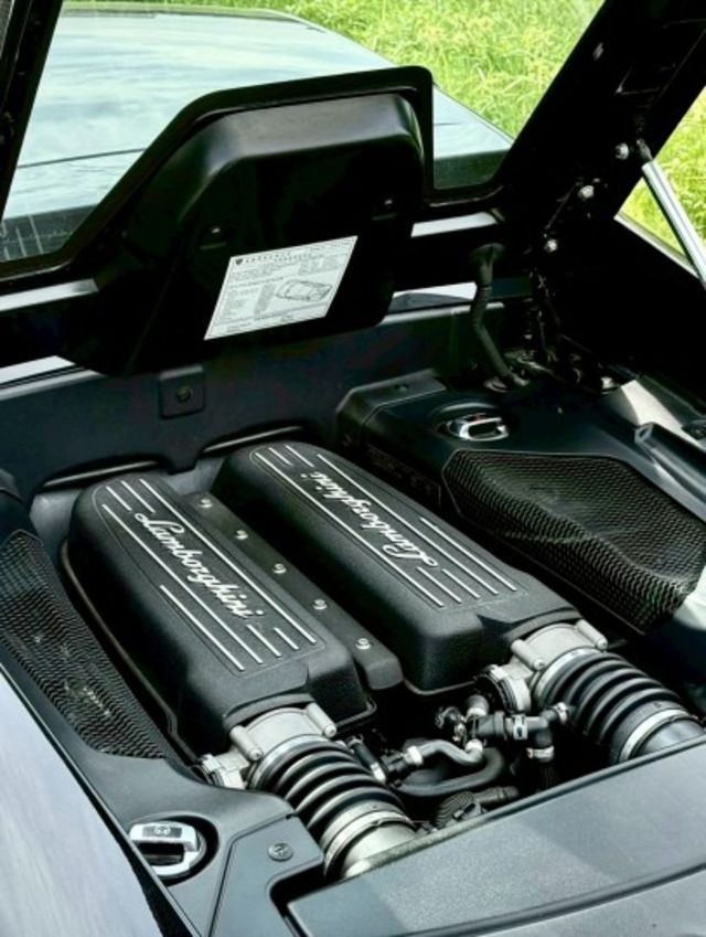 2011 Lamborghini GALLARDO LP550-2 Tricolore 總代理 嘉鎷 限量款 有抬舉  第16張相片