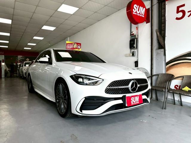 2023 C300 AMG 4MATIC 總代理/48V輕油電/原廠保固1年/無煙一手車/原廠記錄/23P跟車/柏林之音  第1張相片