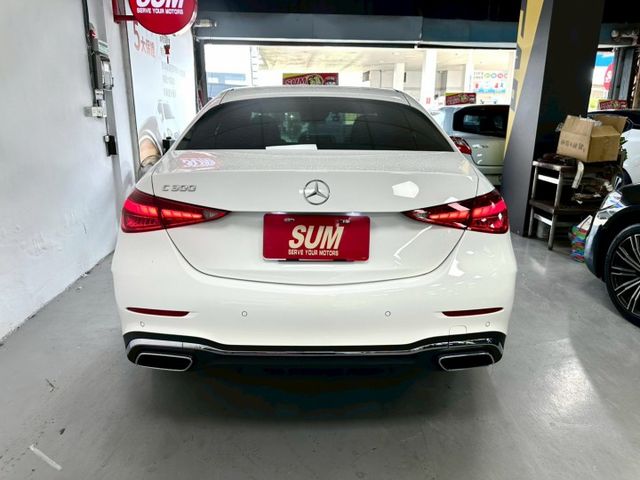 2023 C300 AMG 4MATIC 總代理/48V輕油電/原廠保固1年/無煙一手車/原廠記錄/23P跟車/柏林之音  第5張相片