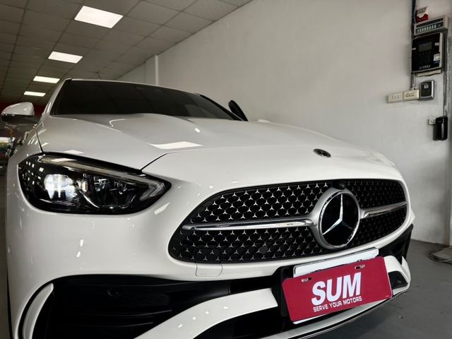 2023 C300 AMG 4MATIC 總代理/48V輕油電/原廠保固1年/無煙一手車/原廠記錄/23P跟車/柏林之音  第7張相片