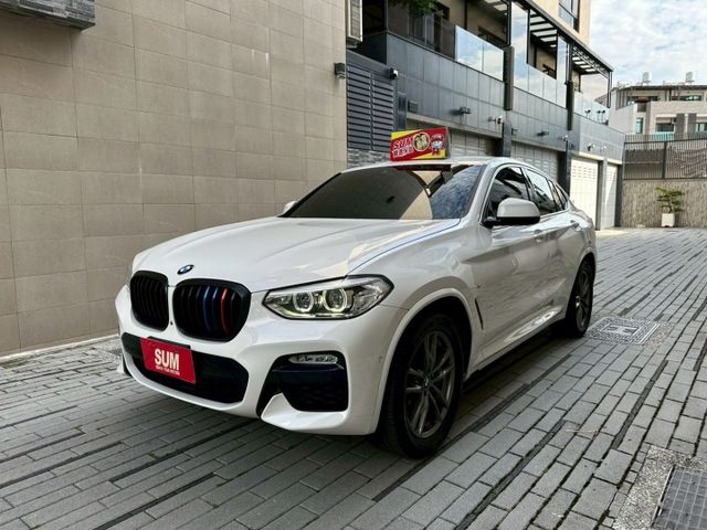 2018年 BMW G02 X4 Xdrive30i M-sport 總代理  全車升級M版套件/CarPlay/5AT  第3張相片
