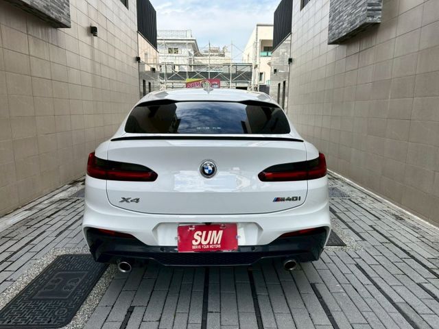 2018年 BMW G02 X4 Xdrive30i M-sport 總代理  全車升級M版套件/CarPlay/5AT  第4張相片