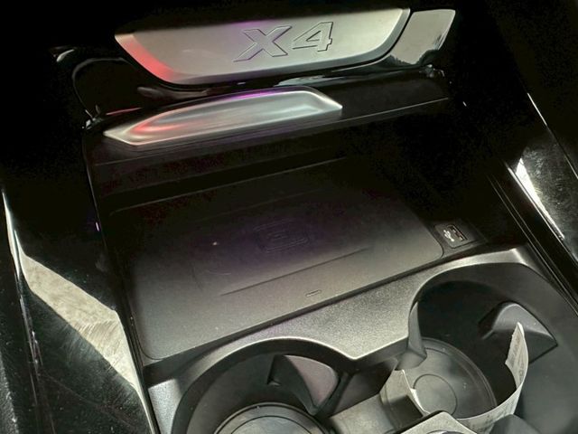 2018年 BMW G02 X4 Xdrive30i M-sport 總代理  全車升級M版套件/CarPlay/5AT  第18張相片