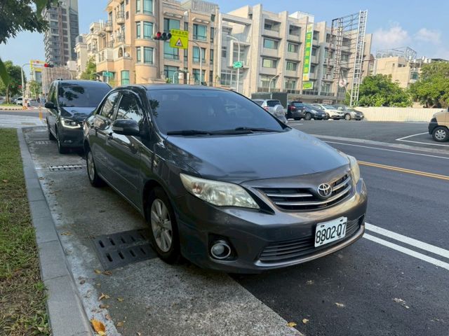 2012 Altis E版 一手車 原廠記錄 升級:行車記錄器/安卓機/CarPlay倒車顯影/抬頭顯示器/光感自動頭燈  第1張相片