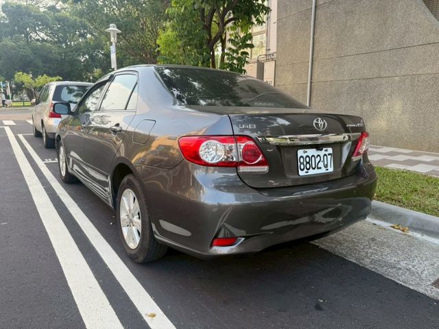 2012 Altis E版 一手車 原廠記錄 升級:行車記錄器/安卓機/CarPlay倒車顯影/抬頭顯示器/光感自動頭燈  第3張相片