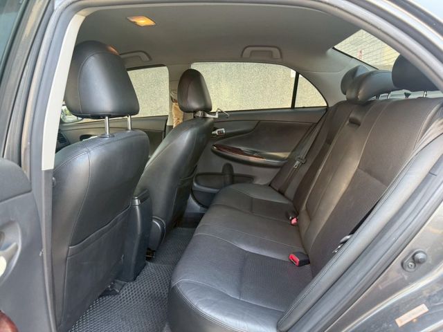 2012 Altis E版 一手車 原廠記錄 升級:行車記錄器/安卓機/CarPlay倒車顯影/抬頭顯示器/光感自動頭燈  第5張相片