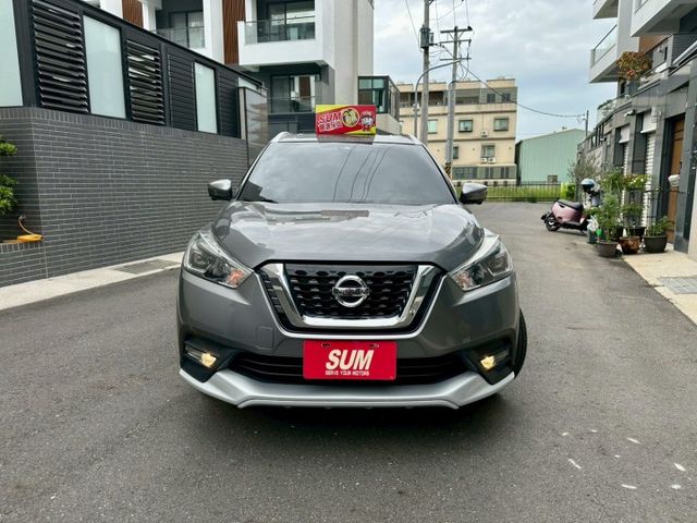 2021年 Kicks 智行旗艦版  升級環倉氣氛燈/360環景/免鑰匙摸門/Carplay/盲點  第2張相片