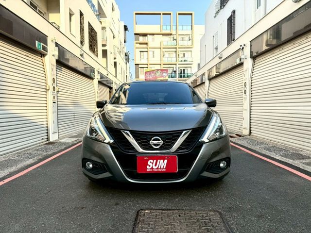 2019 Nissan Tiida 5D 旗艦版 升級：行車記錄器前後/倒車影像/抬頭顯示器/免鑰匙/摸門解鎖/環景影像  第2張相片