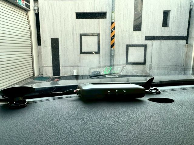 2019 Nissan Tiida 5D 旗艦版 升級：行車記錄器前後/倒車影像/抬頭顯示器/免鑰匙/摸門解鎖/環景影像  第13張相片