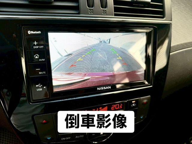 2021 Nissan Tiida 旗艦版 配備: 免鑰匙/摸門~CarPlay~原廠螢幕~盲點~抬頭~前後行車記錄器  第13張相片
