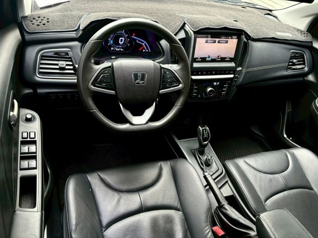 2017 Luxgen S3 1.6旗艦型 配備:藍牙/胎壓/定速/360環景/前方雷達/車道變換輔助  第10張相片