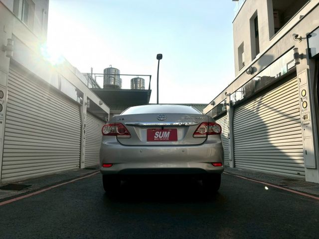 2011 TOYOTA Altis E版 認證車 升級：安卓機/carplay/藍牙/導航/倒車顯影/定速巡航/電折後視  第5張相片