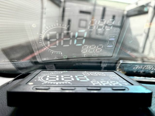 2011年 Lexus IS 250 黑色 免鑰匙/摸門解索/HID頭燈/電動天窗/換檔撥片  第13張相片