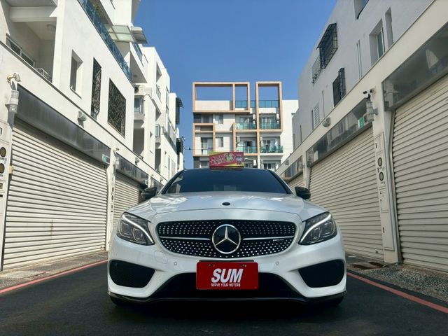 2016 C43 AMG 總代理 升級：發光旋轉高音/渦輪出風口/副駕飾板/柏林音響蓋/小鴨尾/360環景/盲點  第2張相片