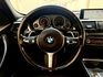2013年 BMW 328i Xdrive4輪 升級：前大包M3 M-Sport後大包/方向盤/M版18吋鋁/雙前電熱椅  第16張縮圖
