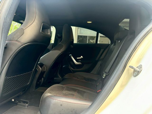 2020 CLA250 AMG 4MATIC 配備:多光束頭燈~22P~全景天窗~腳踢尾門~CarPlay~電動加熱座椅  第11張相片