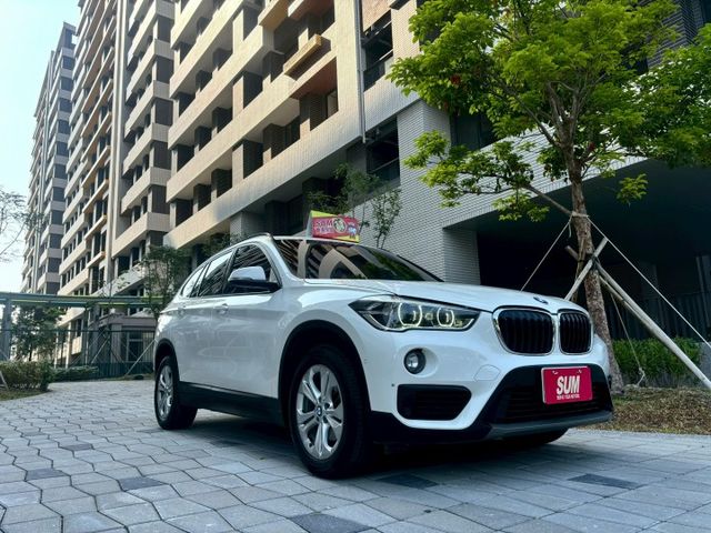 2016 BMW X1 sDrive18d 總代理 自動停車~摸門解鎖~無線藍芽~雙前座電動座椅~氣氛燈  第1張相片