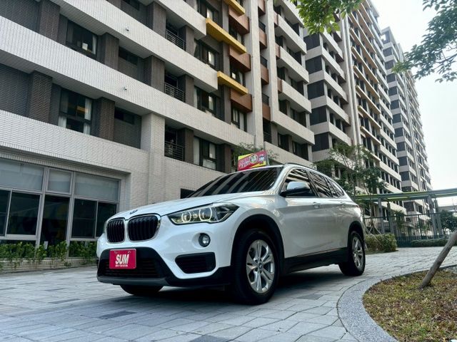 2016 BMW X1 sDrive18d 總代理 自動停車~摸門解鎖~無線藍芽~雙前座電動座椅~氣氛燈  第3張相片