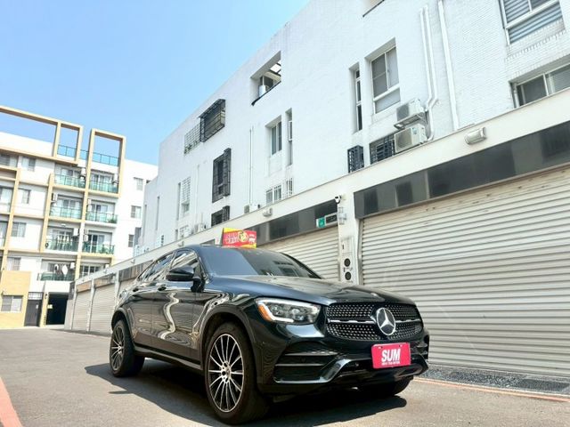 2019年GLC300CoupeAMG小改款 柏林之音/360環景/多光束頭燈/四門摸門/Carplay/電熱座椅  第1張相片