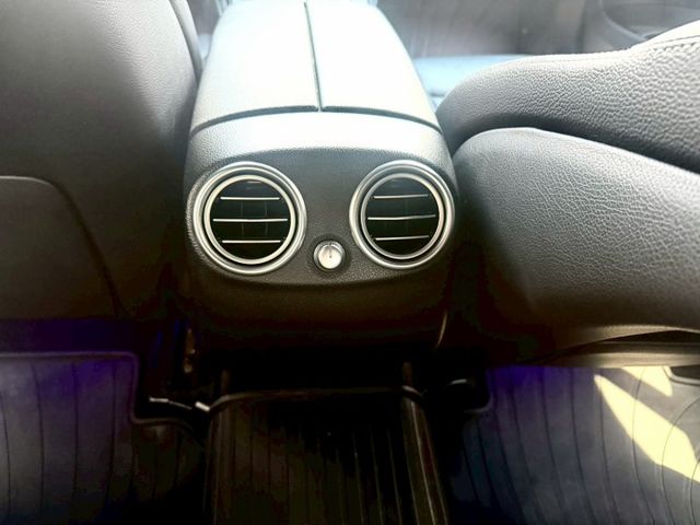 2019年GLC300CoupeAMG小改款 柏林之音/360環景/多光束頭燈/四門摸門/Carplay/電熱座椅  第17張相片