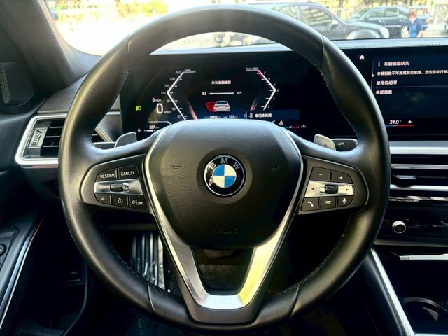 2023 BMW 330i Sport line ID8 下訂送升級M版包 遠端啟動/摸門解鎖/盲點/5AS套件/加熱座  第17張相片