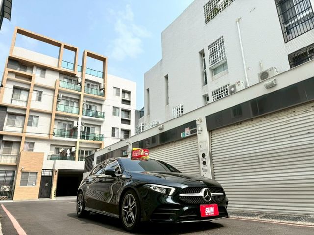 2021 Benz A180 AMG 總代理 免鑰匙/摸門/23P跟車/Carplay/盲點/雙前電動座椅/18吋鋁圈  第1張相片