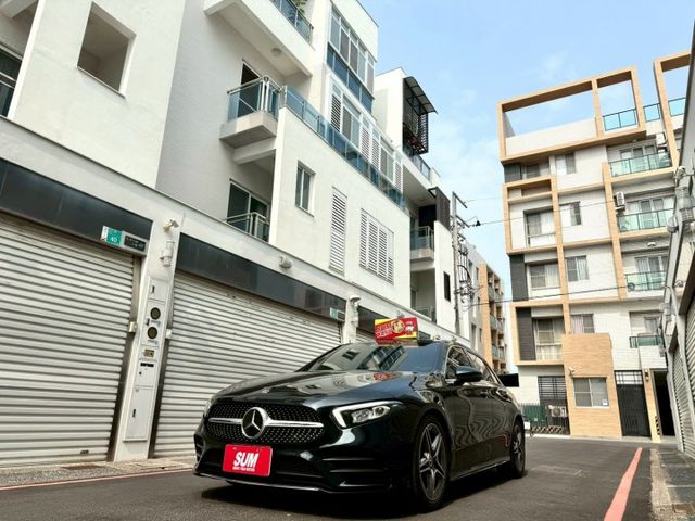 2021 Benz A180 AMG 總代理 免鑰匙/摸門/23P跟車/Carplay/盲點/雙前電動座椅/18吋鋁圈  第3張相片