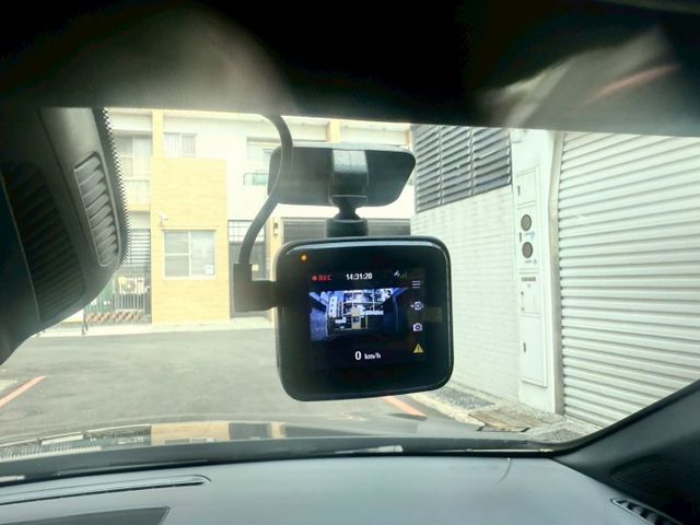 2021 Benz A180 AMG 總代理 免鑰匙/摸門/23P跟車/Carplay/盲點/雙前電動座椅/18吋鋁圈  第16張相片