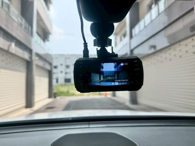 2019年 GLC300 Coupe 4Matic AMG 23P跟車/黑色天篷/盲點偵測/雙前加熱座椅/腳踢電尾  第13張相片