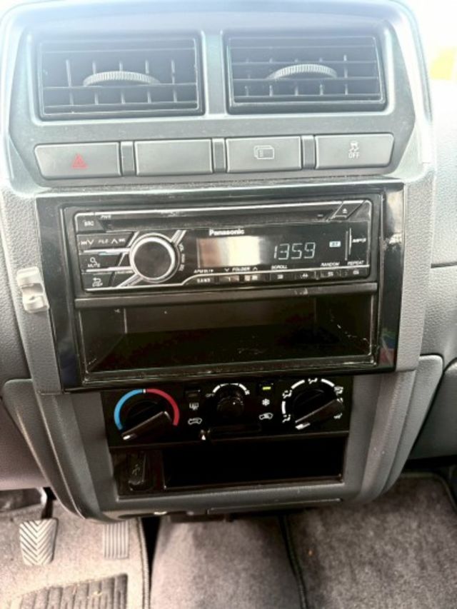 2020年 凌利A180 1.5c 手排 箱式 藍 原版件 光感頭燈 盲點偵測 行車記錄器前後錄 後座出風口  第10張相片