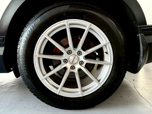 2019年 CRV VTI-S 一手車 原廠保養 18吋輪圈 行車記錄器 免鑰匙 ACC跟車 車道維持 胎壓偵測 原廠導  第8張相片