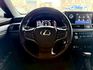 2020年 Lexus ES200 頂級版 免鑰匙~摸門解鎖~ACC跟車~盲點~Carplay~無線充電盤~雙冷熱通風椅  第19張縮圖