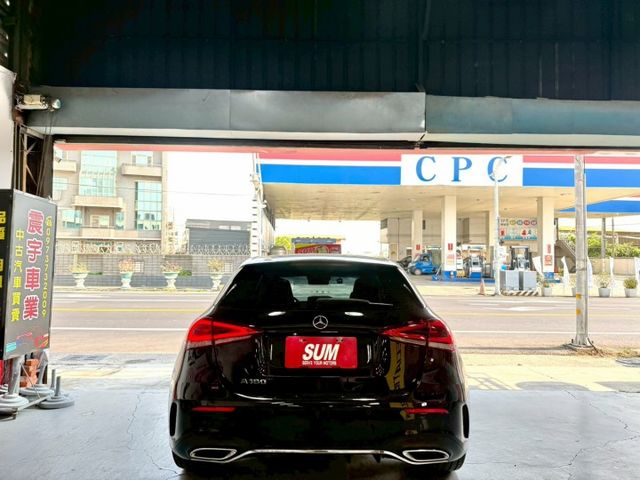 2021 Benz A180 AMG 總代理 免鑰匙/摸門/23P跟車/Carplay/盲點/雙前電動座椅/18吋鋁圈  第5張相片