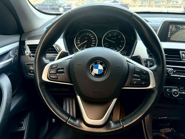 2016 BMW X1 sDrive18d 總代理 自動停車~摸門解鎖~無線藍芽~雙前座電動座椅~氣氛燈  第12張相片