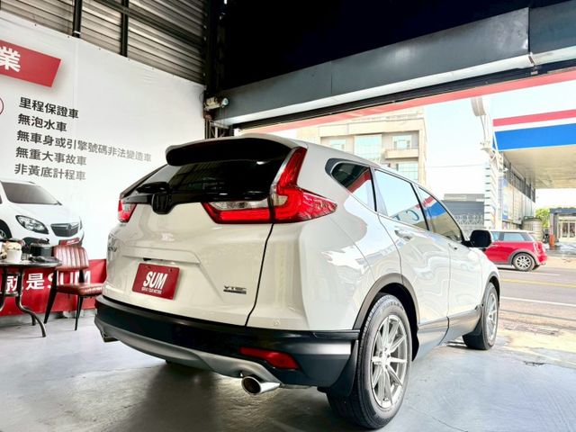 2019年 CRV VTI-S 一手車 原廠保養 18吋輪圈 行車記錄器 免鑰匙 ACC跟車 車道維持 胎壓偵測 原廠導  第4張相片