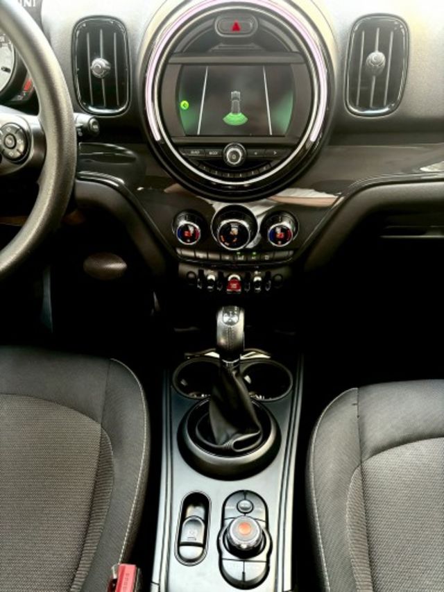 2018 MINI COOPER COUNTRYMAN 1.5  免鑰匙/摸門解鎖/定速巡航/電動尾門  第11張相片