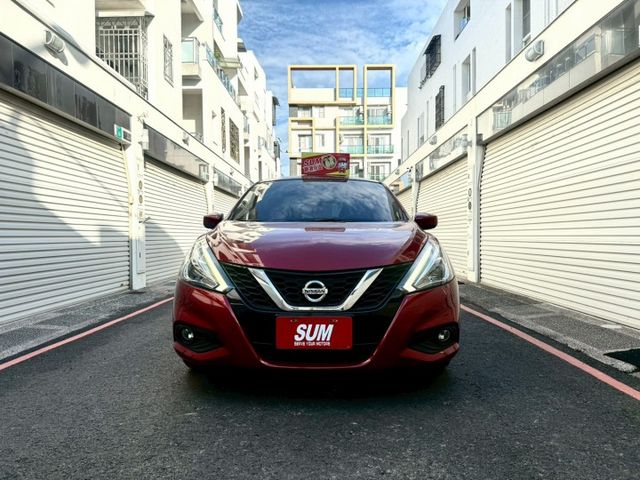 2021 Nissan Tiida 旗艦版 配備: 免鑰匙/摸門~CarPlay~原廠螢幕~盲點~抬頭~前後行車記錄器  第2張相片