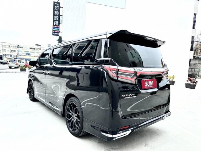 2019 Alphard 阿法 升級：蒙娜麗莎空力套/卡鉗/鋁圈/加大碟盤/大理石地板/三眼高亮版魚眼頭燈/貫穿式尾燈  第6張相片